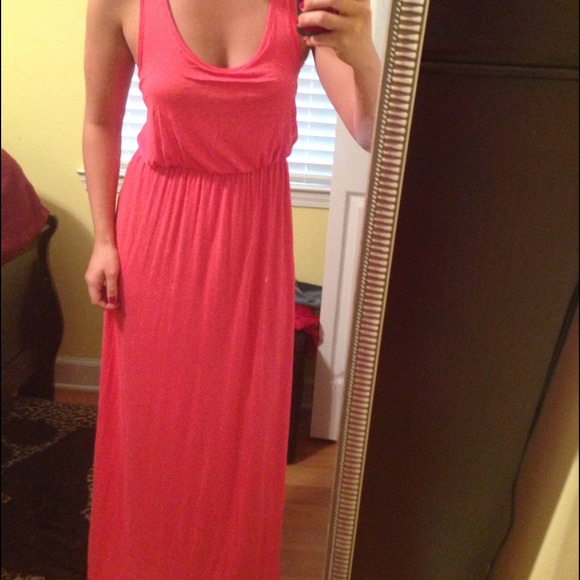 ❗NEW❗ Pink Maxi - Picture 3 of 3