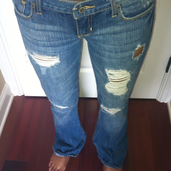 Hollister Denim - Distressed dark boot cut jeans