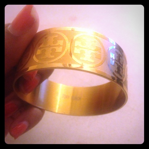 TB styled bangle