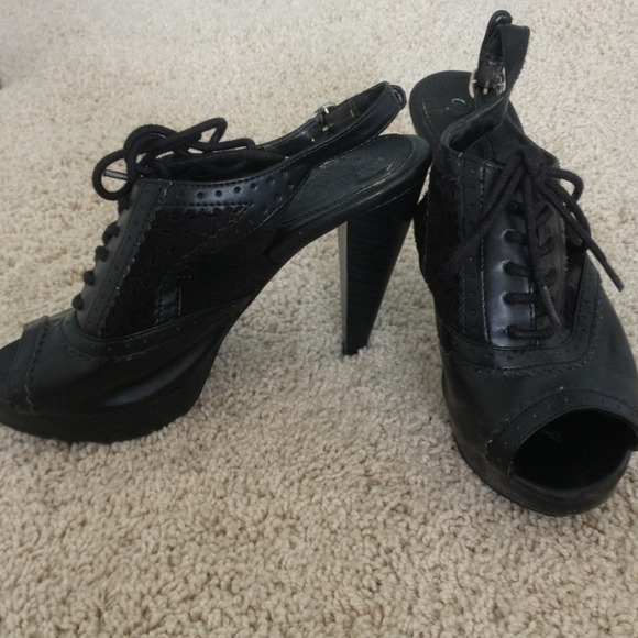 Black heel peek toe/ boots