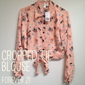SOLD Cropped tied top