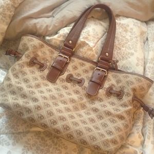 Dooney & Bourke Purse (real)