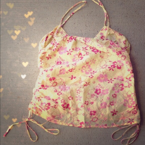 ✔️SOLD📦💕 NEW Hawaiian Tank! - Picture 2 of 3