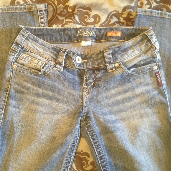 💞Silver Jeans Size 27💞 - Picture 2 of 3