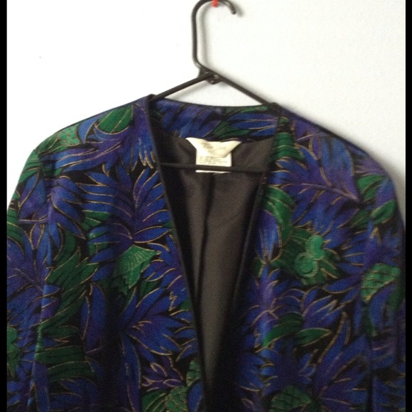 BLAZER - Picture 2 of 3