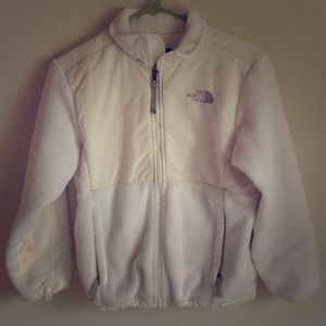 White North face Denali