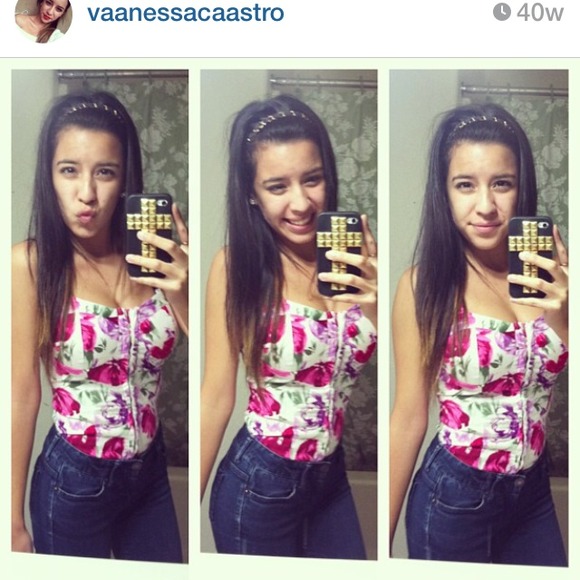 ❗️SOLD❗️FLORAL white and pink bustier small - Picture 3 of 3