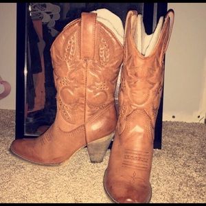 Very Volatile Boots!!