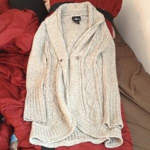 Long sweater! Adorable & only been worn twice ☺💕