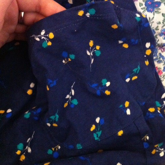 Blue Dress with Flowers - Picture 4 of 4