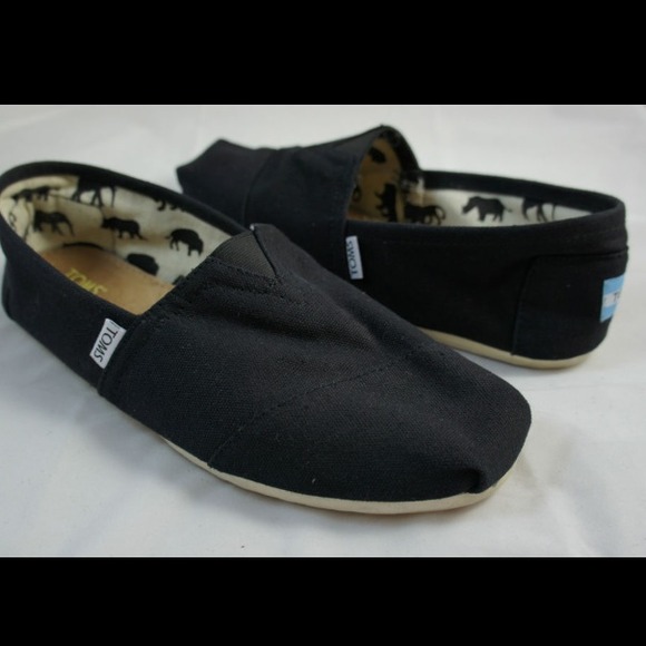 TOMS Shoes - BLACK TOMS 7