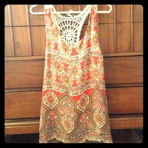 ❌SOLD Sheer patterned tank top w crochet backing