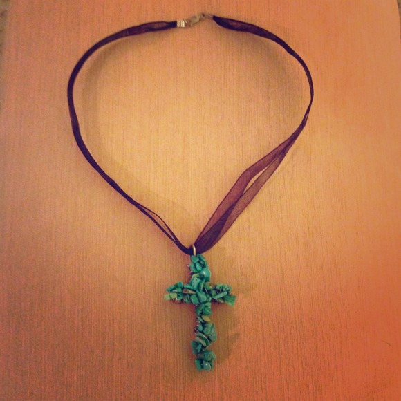 SOLD IN BUNDLE--Turquoises cross necklace