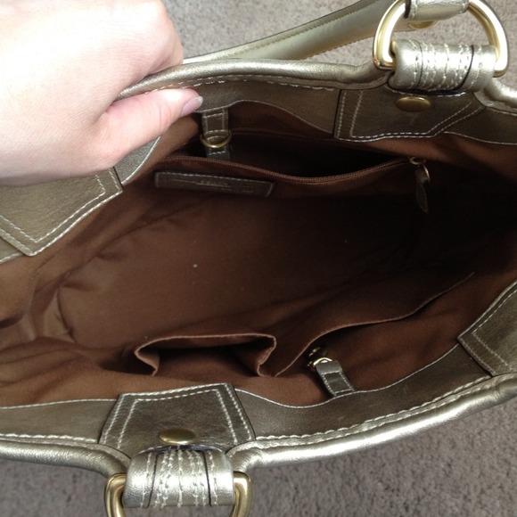 Summer Coach purse - Picture 2 of 3