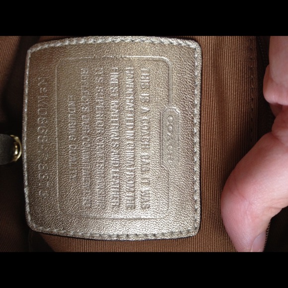 Summer Coach purse - Picture 3 of 3