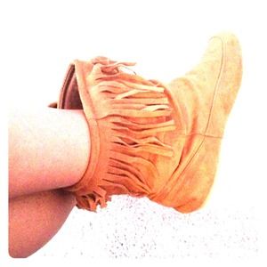 Brown Fringe Boots!