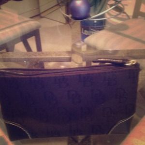Dooney and Bourke Make Up Purse