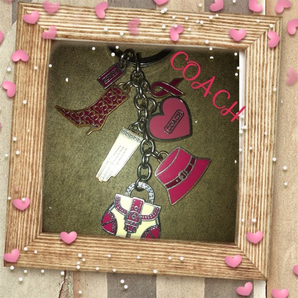 ❤👜👠. COACH Key Ring. 👠💼❤