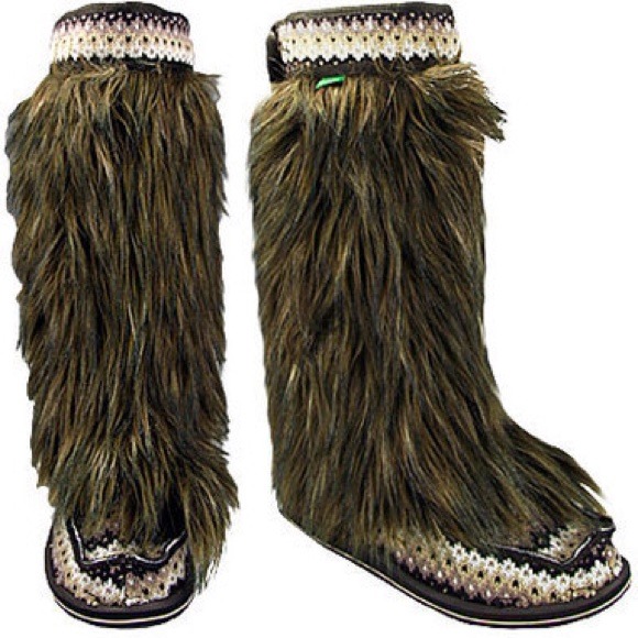 Buckle Fur Boots
