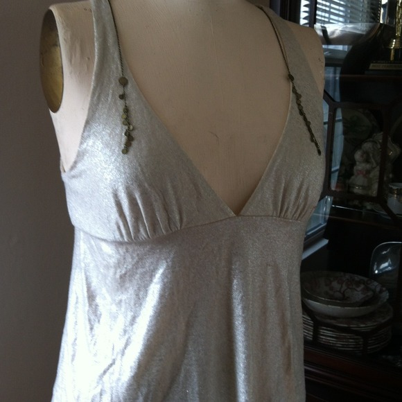 Sleeveless top