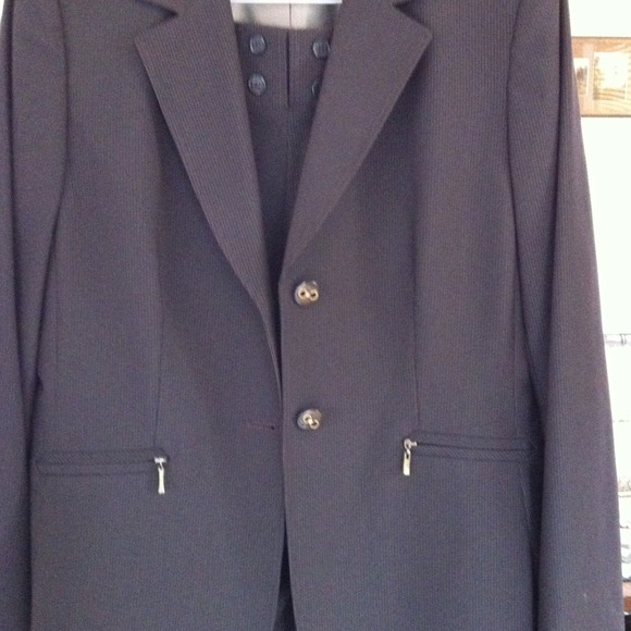 Suit