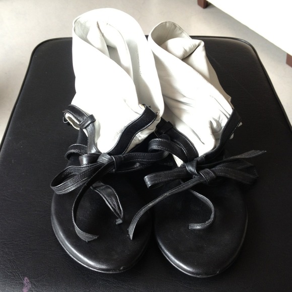 Janylin Sandal Booties - Picture 3 of 4