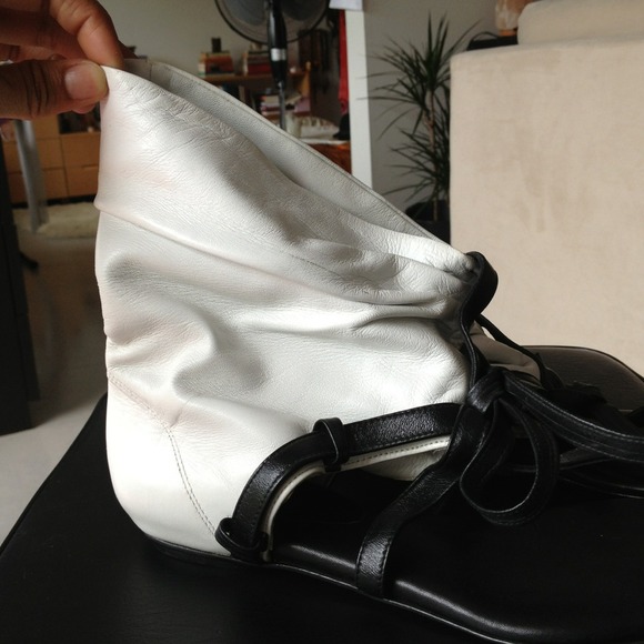 Janylin Sandal Booties - Picture 4 of 4