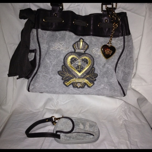 Juicy Couture Purse and phone holder\wallet