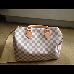Louis Vuitton speedy 30