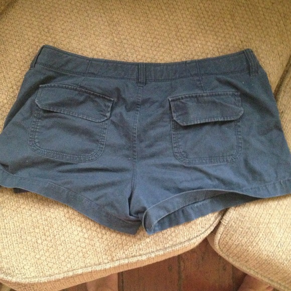 Old navy low rise shorts. - Picture 3 of 3