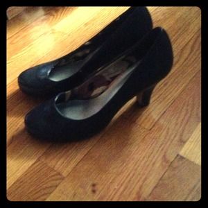 Madden Girl rounded black pumps size 9