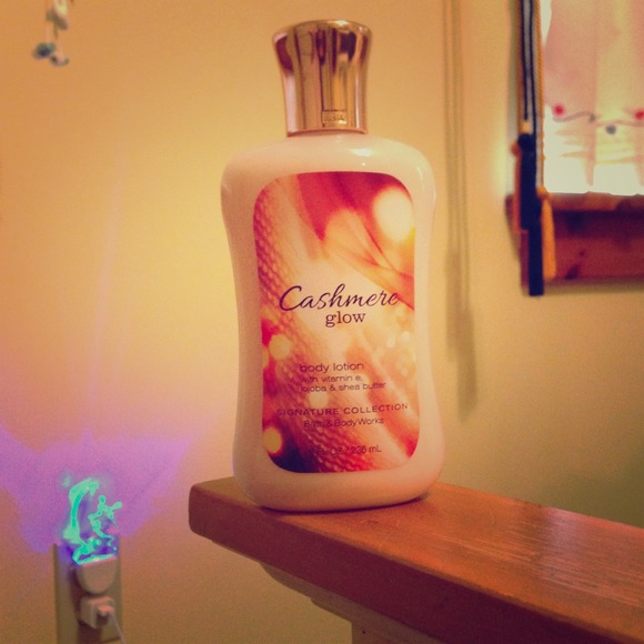 Bath and Body Works body lotion - Picture 1 of 2