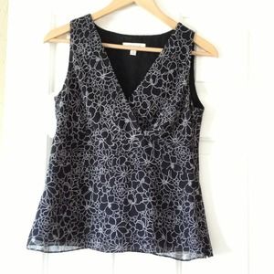 Black Anne Taylor sleeveless blouse