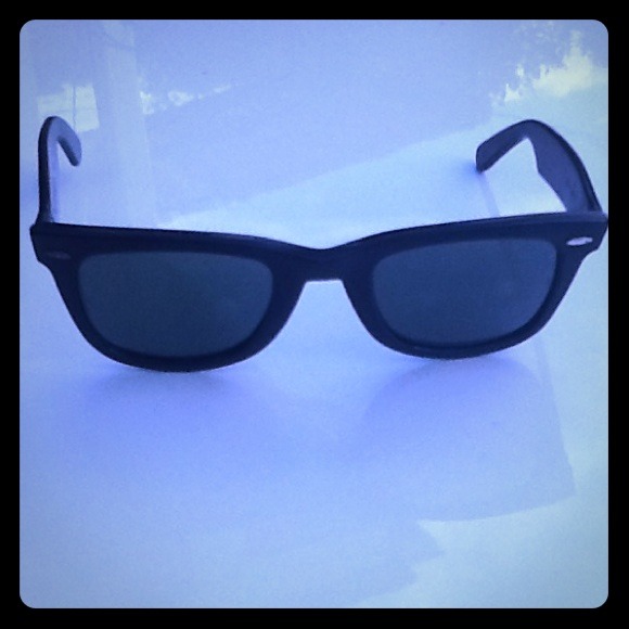 Vintage-Retro Ray Ban Wayfarers