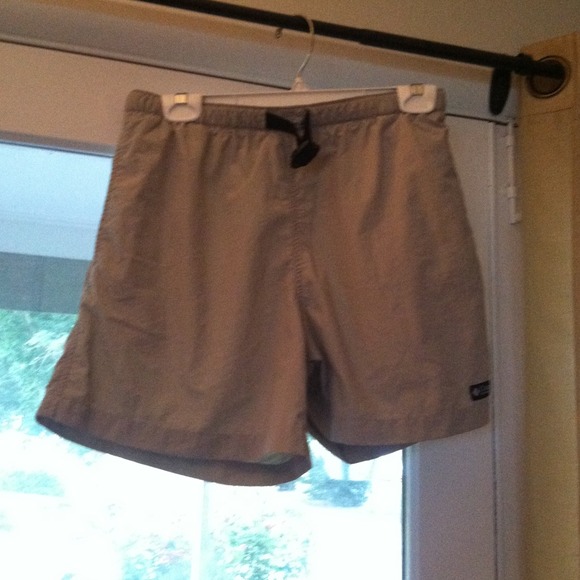 Columbia sporting shorts