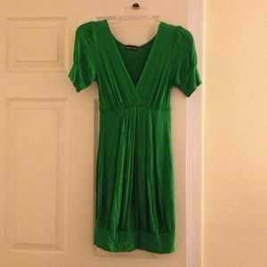 💛REDUCED 💛 Super versatile green cloth dress!!