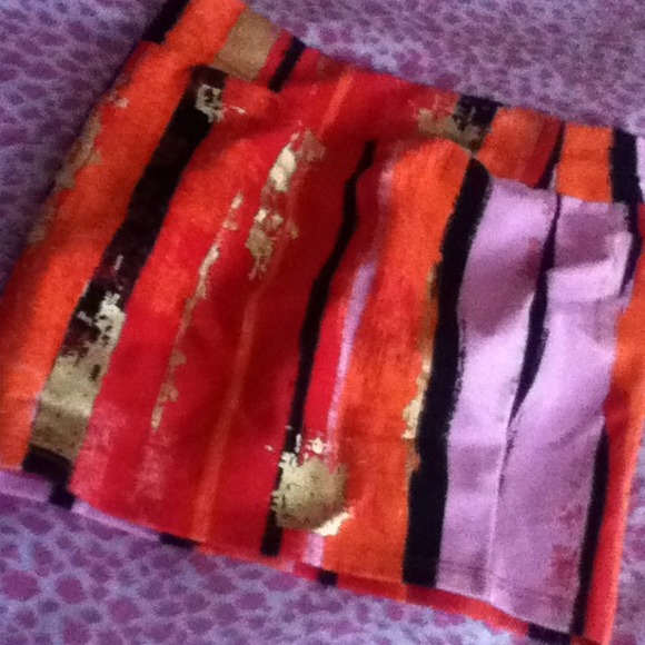 This is a beautiful pencil skirt