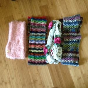 4 Trendy Scarf Bundle