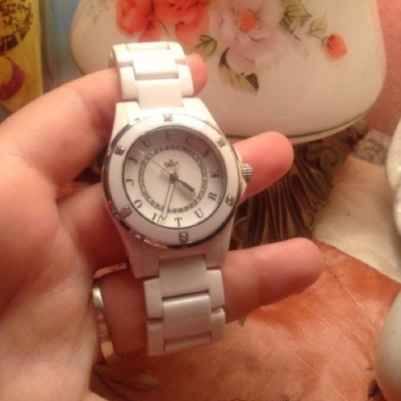 Juicy Couture Jewelry - 🎀TODAY ONLY Juicy couture rich girl watch cute🎀