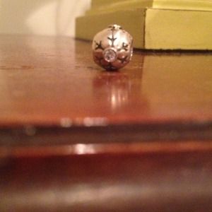 Pandora snowflake charm