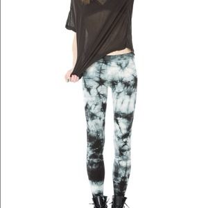 Kelis Tie-Dye Leggings