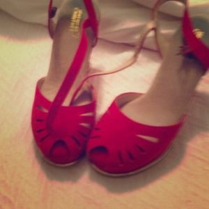 Red suede natural comfort shoes