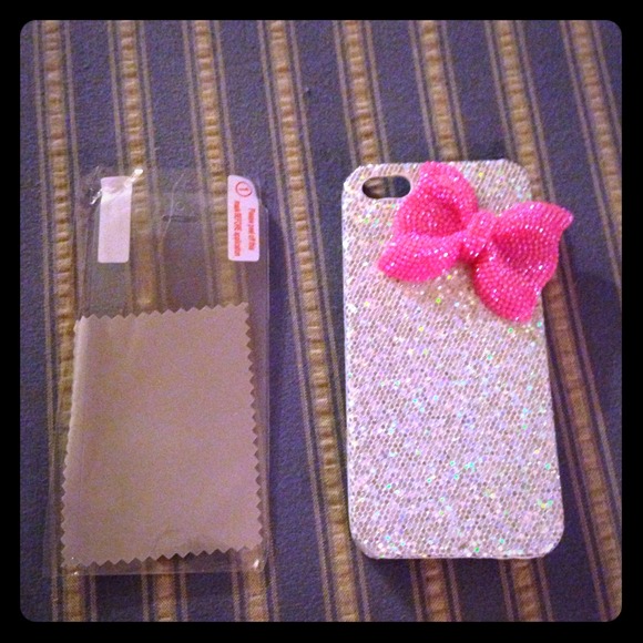 Bling iphone 5 case with pink bow