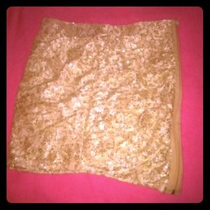 Medium fitted sequined zip up mini skirt