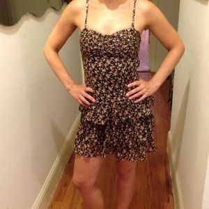 Cute floral summer dress! NWT