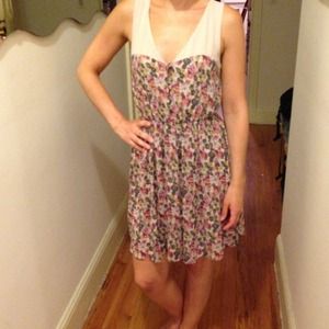 Urban Outfit summer dress w/ beautiful back detail