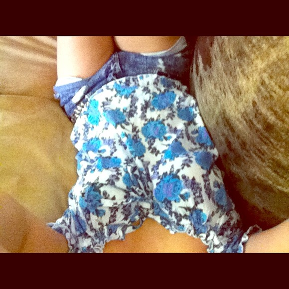 Floral Delia's shirt