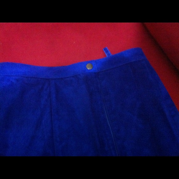 ♥Vintage 1 Of A Kind Blue Suede Skirt♥ - Picture 2 of 3
