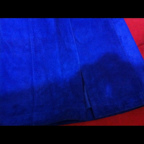 ♥Vintage 1 Of A Kind Blue Suede Skirt♥ - Picture 3 of 3