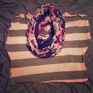 Soft and comfy v-neck!